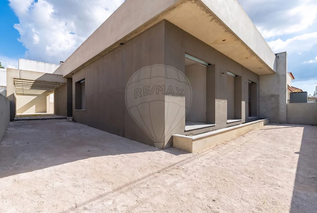 Moradia T4 para Venda em Fernao Ferro Foto 22