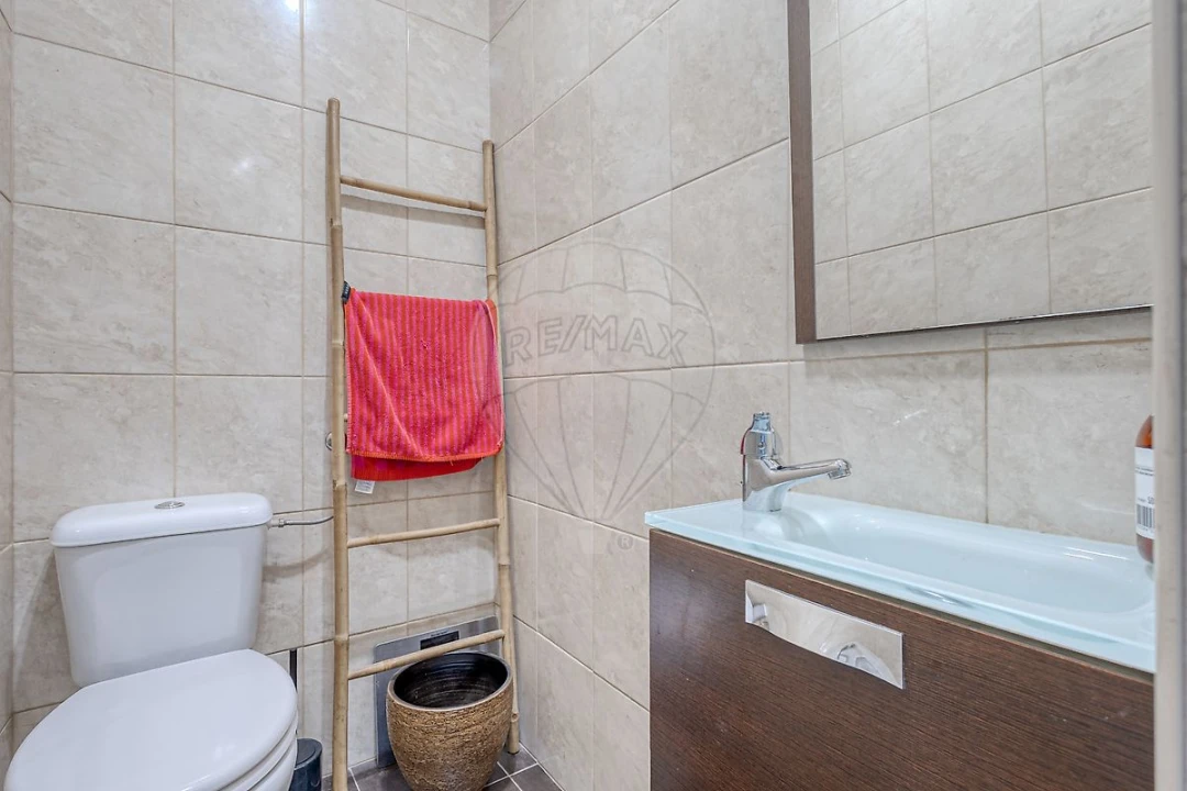 Apartamento T2 para Venda em Santa Marinha e São Pedro da Afurada Foto 5