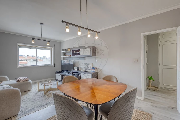 Apartamento T2 para Venda em Santa Marinha e São Pedro da Afurada Foto 2