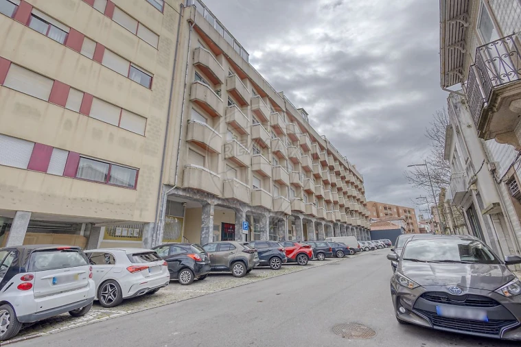 Apartamento T2 para Venda em Santa Marinha e São Pedro da Afurada Foto 24