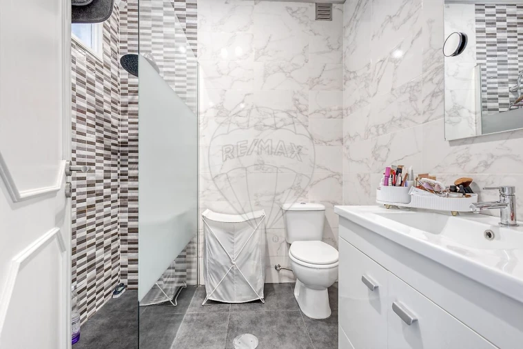 Apartamento T2 para Venda em Santa Marinha e São Pedro da Afurada Foto 17