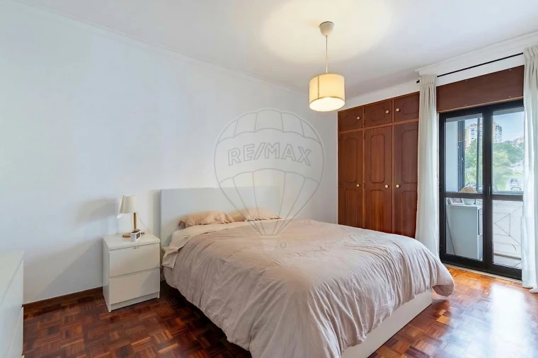 Apartamento T2 para Venda em Massamá e Monte Abraão Foto 10