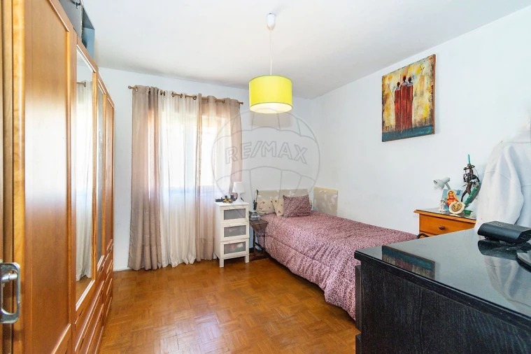 Apartamento T3 para Venda em Alverca do Ribatejo e Sobralinho Foto 3