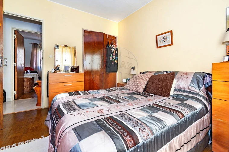 Apartamento T3 para Venda em Alverca do Ribatejo e Sobralinho Foto 5