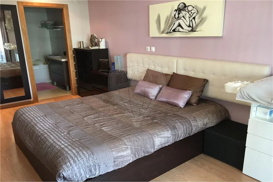 Apartamento T2 para Arrendamento em Alverca do Ribatejo e Sobralinho Foto 1