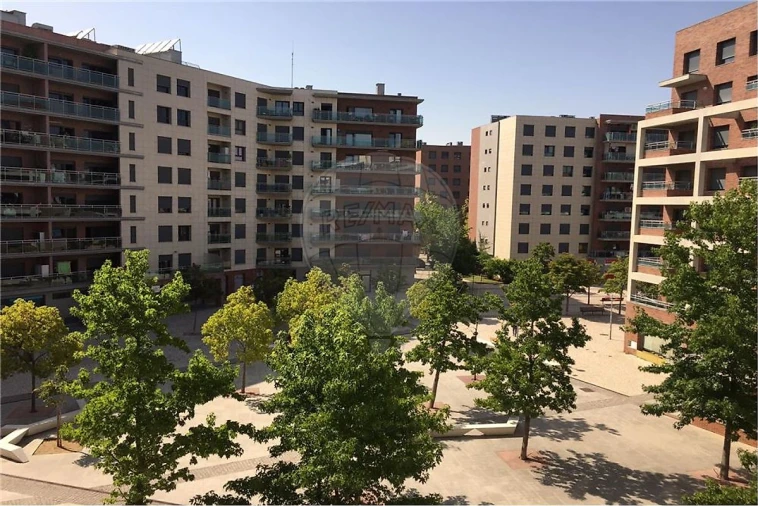 Apartamento T2 para Arrendamento em Alverca do Ribatejo e Sobralinho Foto 3