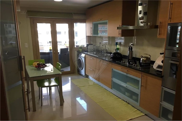 Apartamento T2 para Arrendamento em Alverca do Ribatejo e Sobralinho Foto 2