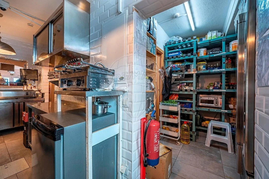 Negócio para Venda em Porto Covo Foto 11