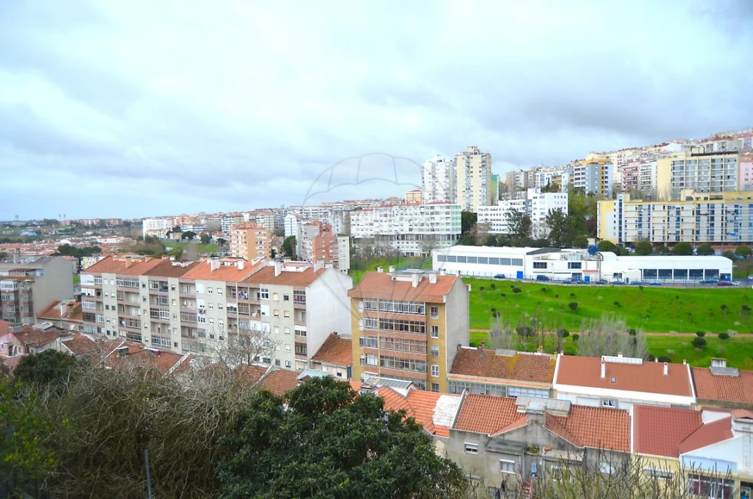 Apartamento T2 para Venda em Queluz e Belas Foto 10