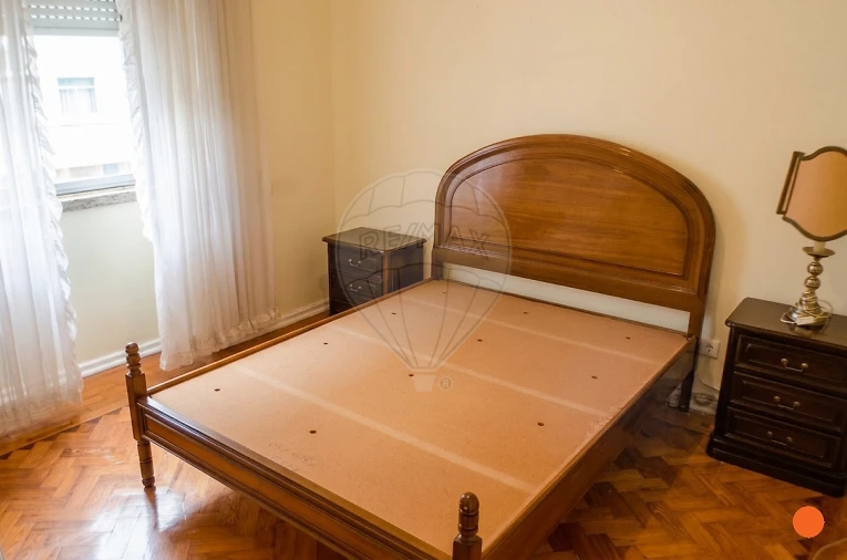 Apartamento T2 para Venda em Queluz e Belas