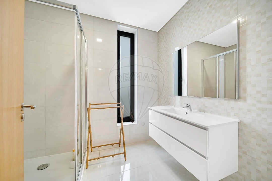 Moradia T4 para Venda em Águeda e Borralha Foto 7