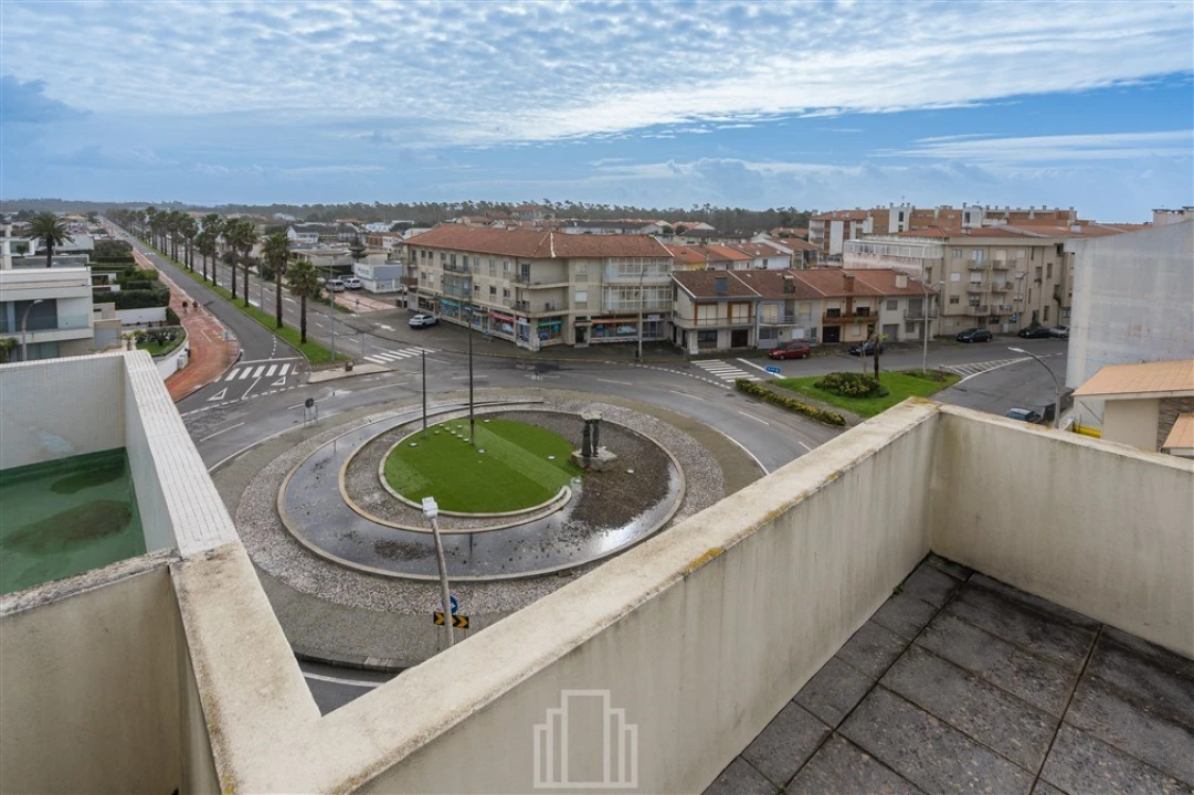 Apartamento T3 para Venda em Ovar, São João, Arada e São Vicente de Pereira Jusã Foto 2