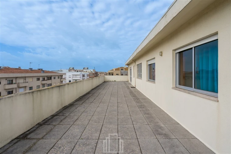 Apartamento T3 para Venda em Ovar, São João, Arada e São Vicente de Pereira Jusã Foto 4