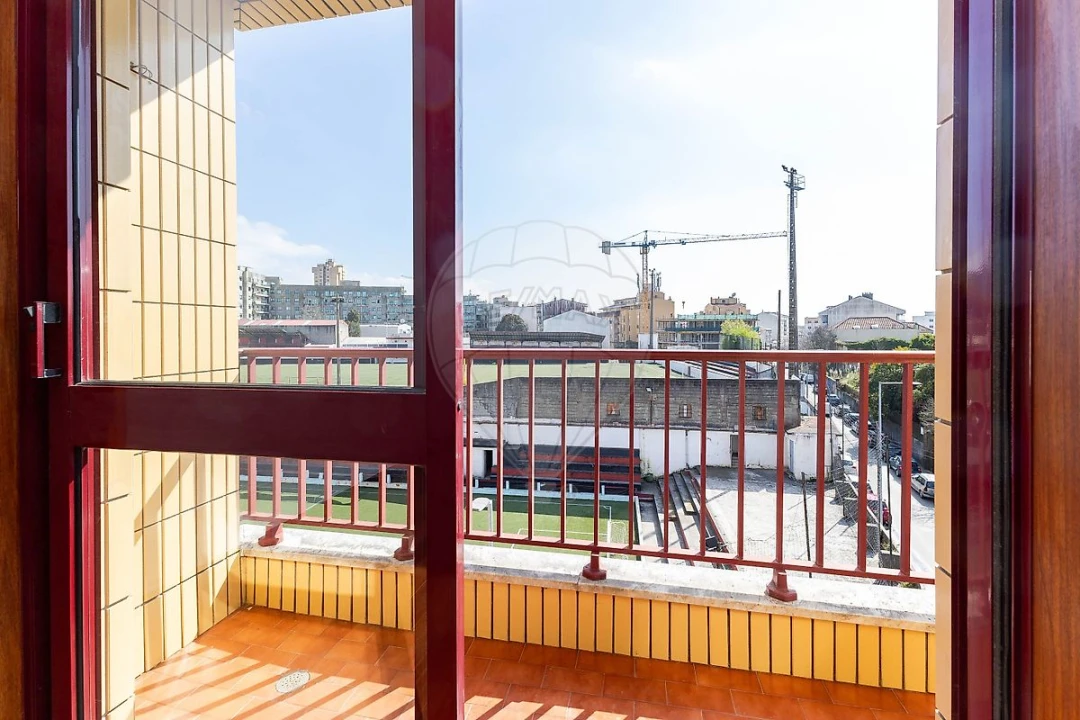 Apartamento T2 para Arrendamento em Mafamude e Vilar do Paraíso Foto 15