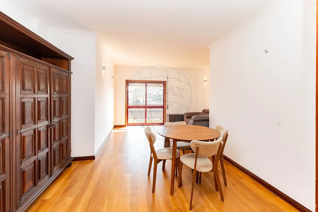 Apartamento T2 para Arrendamento em Mafamude e Vilar do Paraíso Foto 11