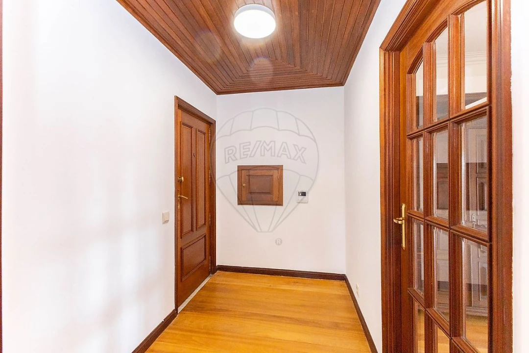 Apartamento T2 para Arrendamento em Mafamude e Vilar do Paraíso Foto 9