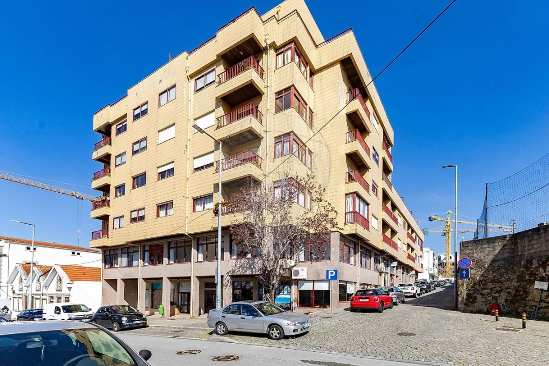 Apartamento T2 para Arrendamento em Mafamude e Vilar do Paraíso Foto 1