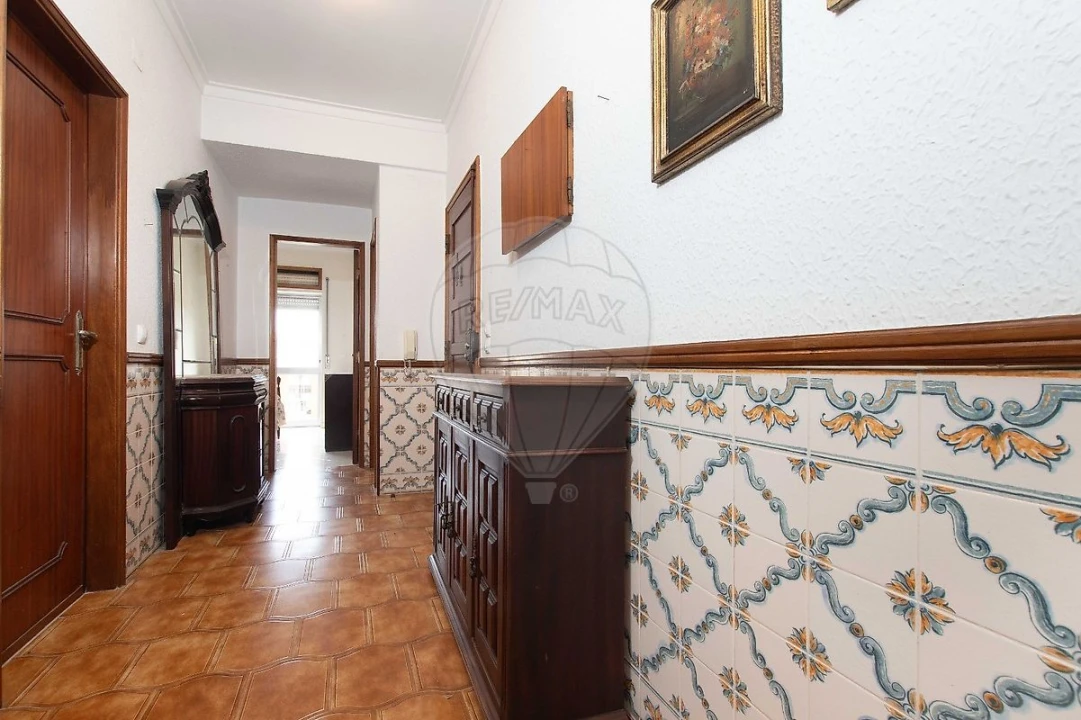 Apartamento T2 para Venda em Charneca de Caparica e Sobreda Foto 12