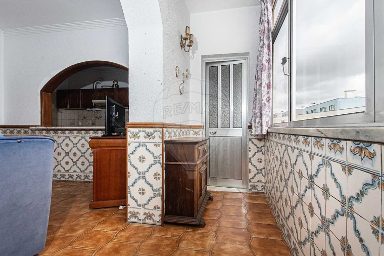 Apartamento T2 para Venda em Charneca de Caparica e Sobreda Foto 21