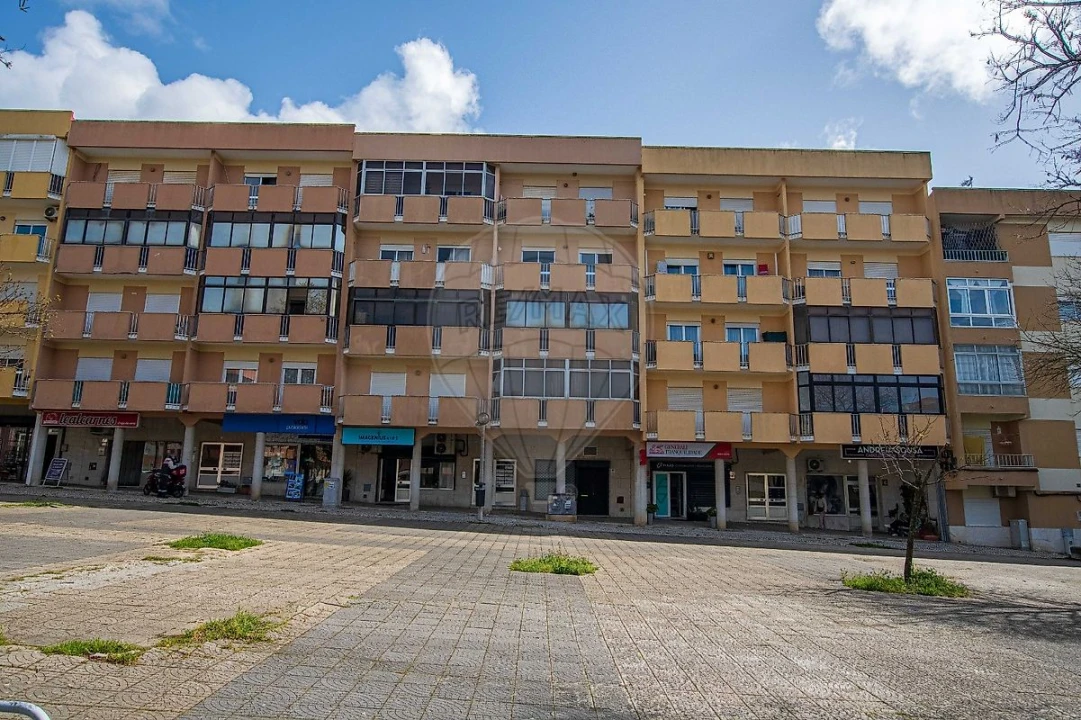 Apartamento T2 para Venda em Charneca de Caparica e Sobreda Foto 6