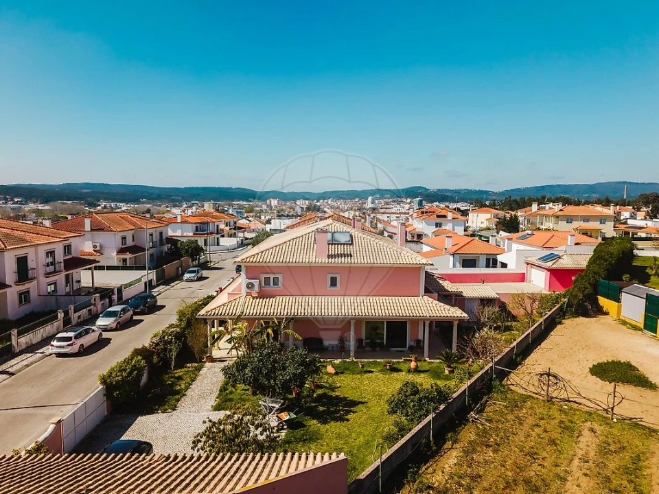 Moradia T4 para Venda em Rio Maior Foto 35