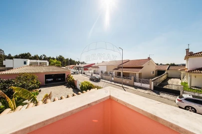 Moradia T4 para Venda em Rio Maior