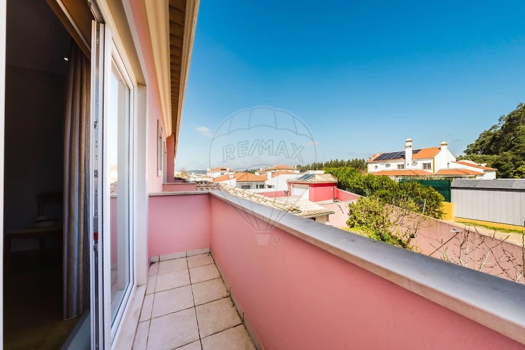 Moradia T4 para Venda em Rio Maior Foto 30