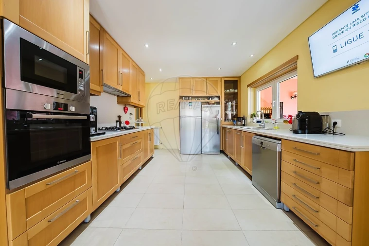 Moradia T4 para Venda em Rio Maior Foto 8