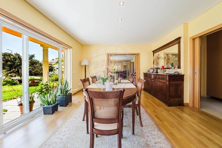 Moradia T4 para Venda em Rio Maior Foto 3