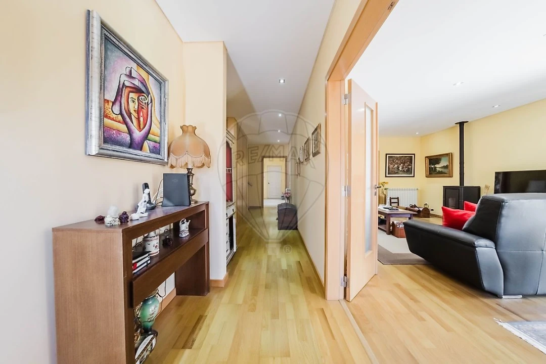 Moradia T4 para Venda em Rio Maior Foto 7