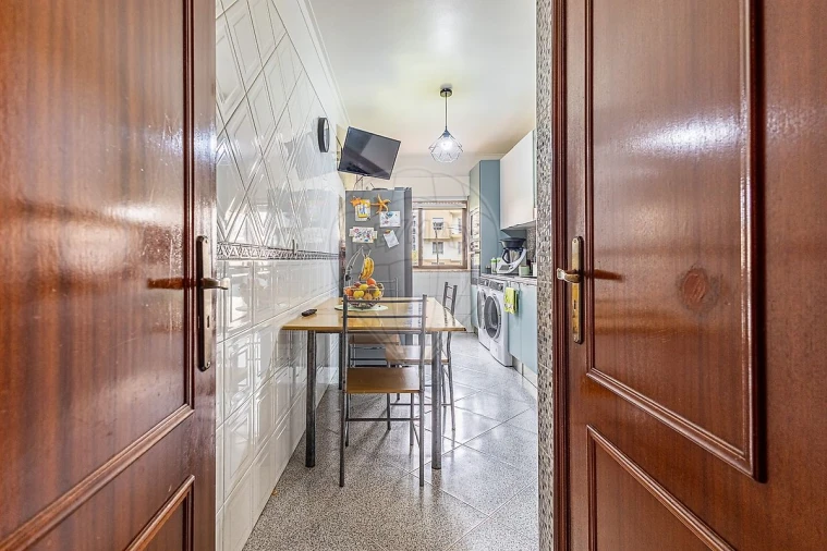 Apartamento T2 para Venda em Agualva e Mira-Sintra Foto 31