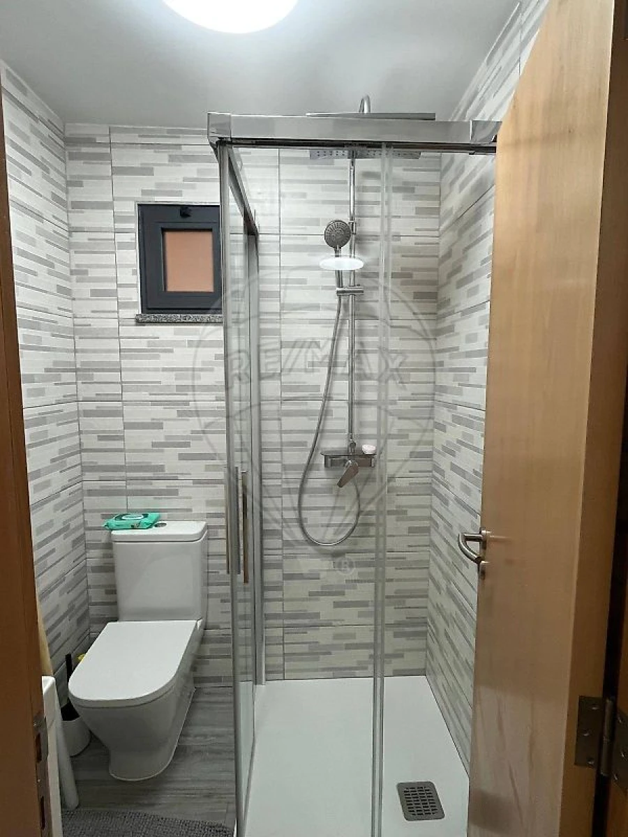 Apartamento T3 para Venda em Espinho Foto 6