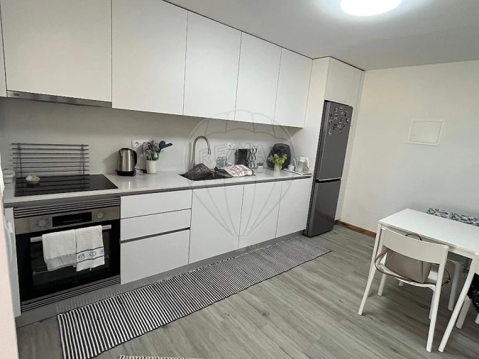 Apartamento T3 para Venda em Espinho Foto 2
