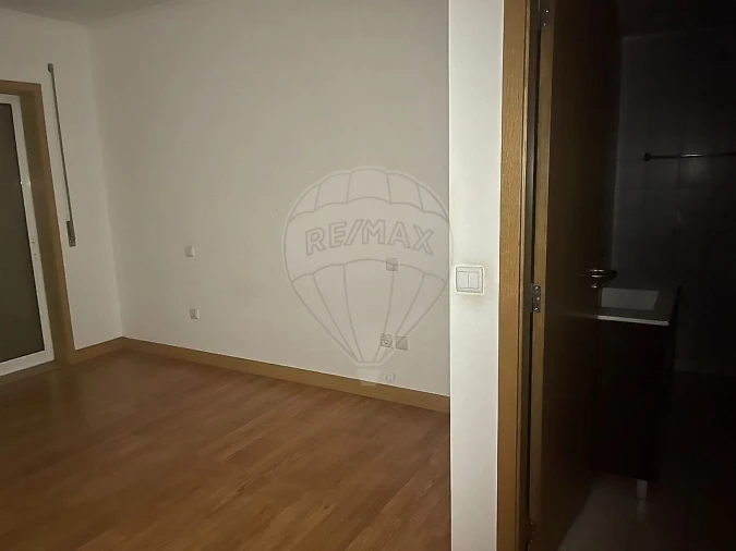 Apartamento T2 para Venda em Santa Maria da Feira, Travanca, Sanfins e Espargo Foto 11
