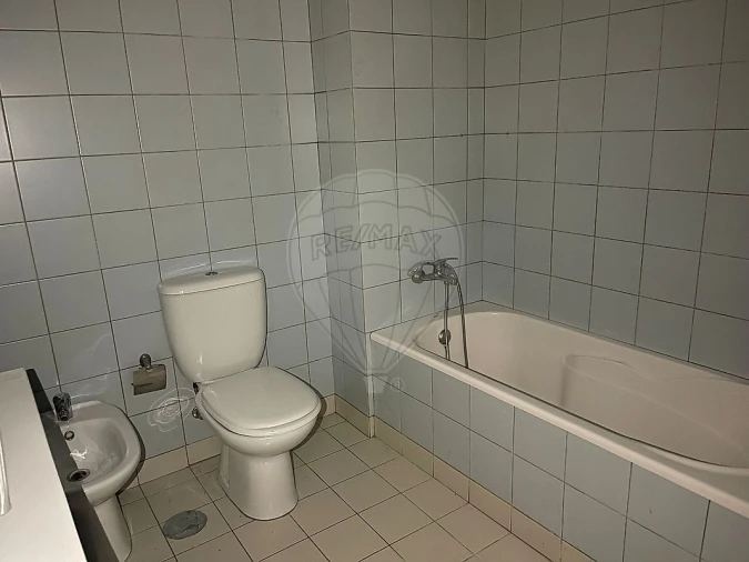 Apartamento T2 para Venda em Santa Maria da Feira, Travanca, Sanfins e Espargo Foto 8