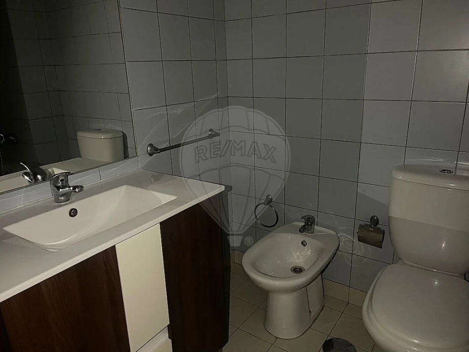 Apartamento T2 para Venda em Santa Maria da Feira, Travanca, Sanfins e Espargo Foto 3