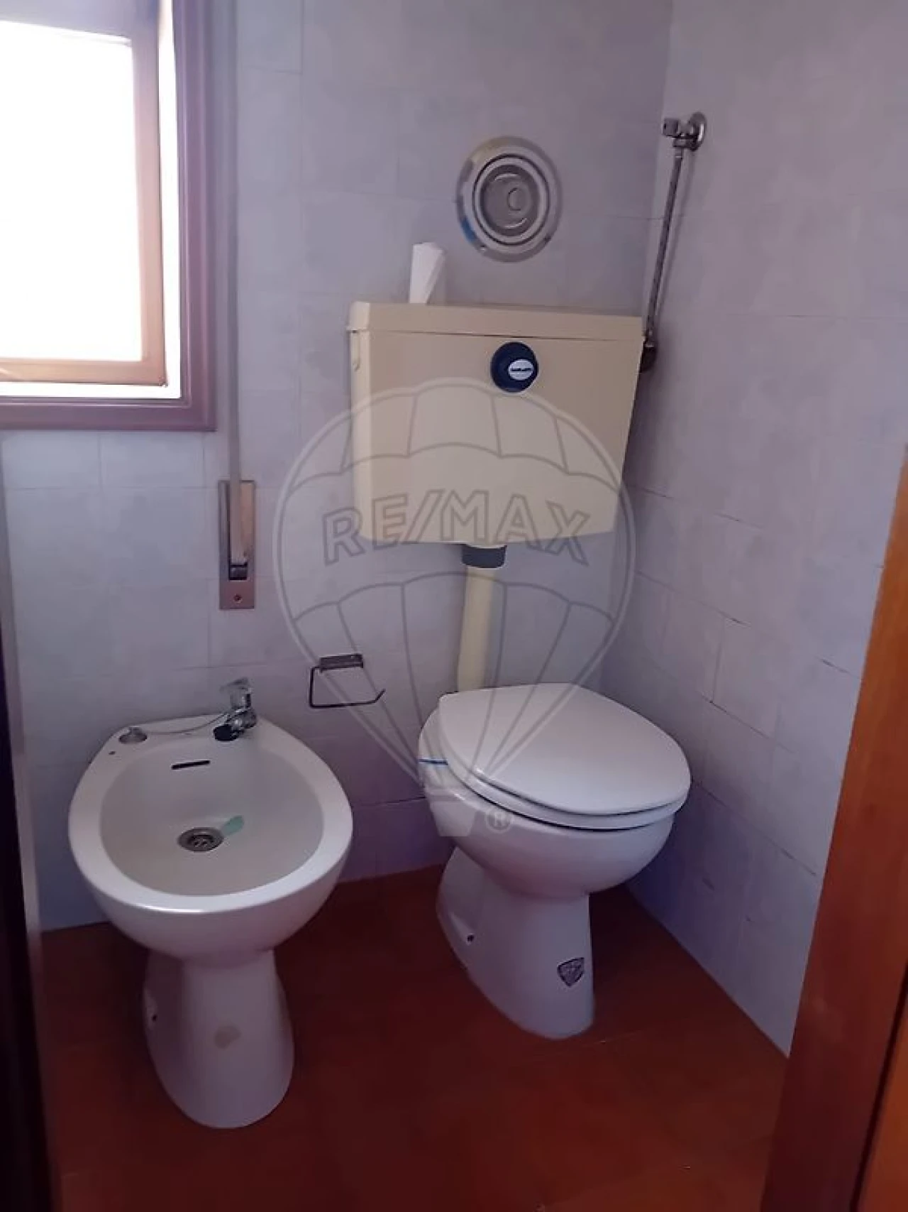 Loja para Arrendamento em Serzedo e Perosinho Foto 5