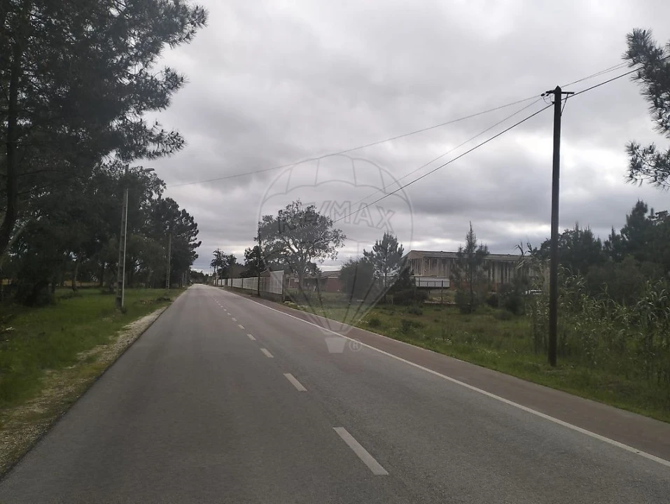 Terreno para Venda em Salvaterra de Magos e Foros de Salvaterra Foto 4