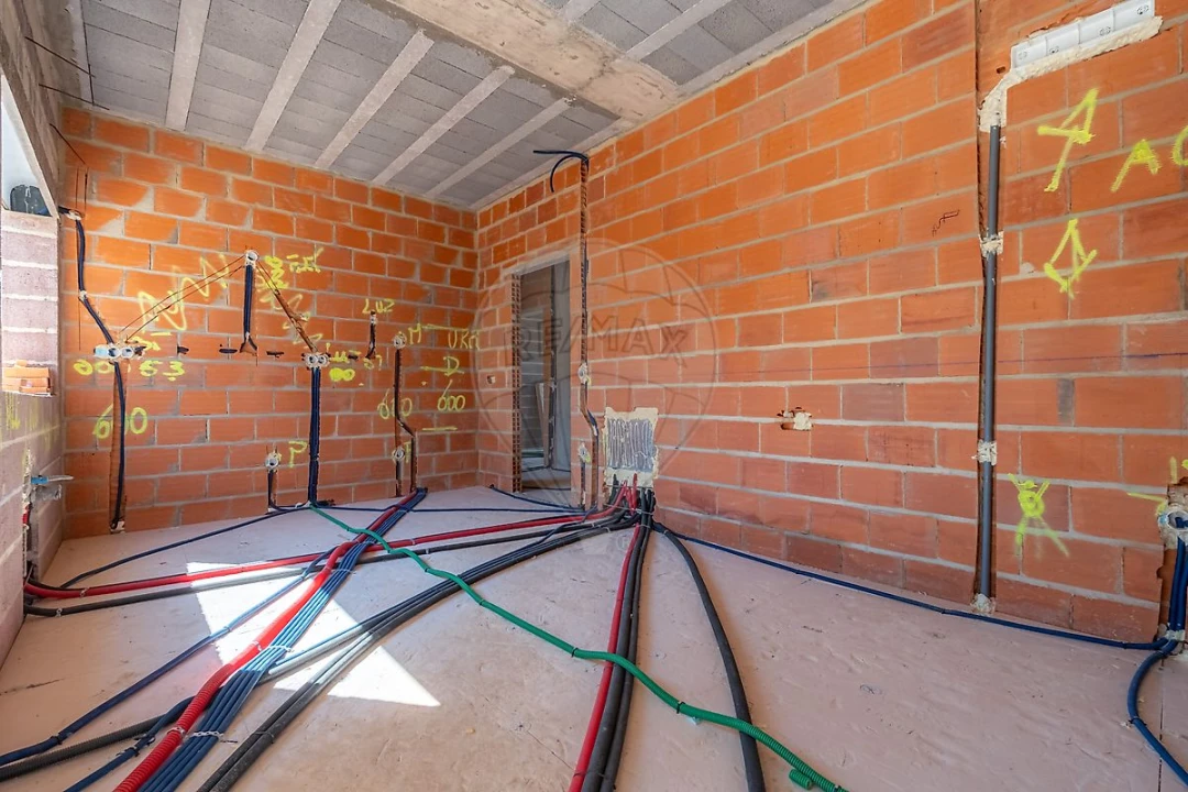 Moradia T4 para Venda em Amoreira da Gândara, Paredes do Bairro e Ancas Foto 14