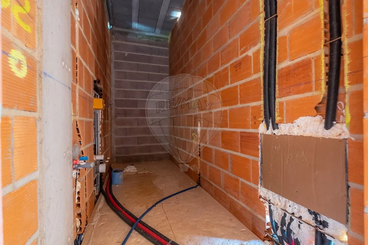 Moradia T4 para Venda em Amoreira da Gândara, Paredes do Bairro e Ancas Foto 15