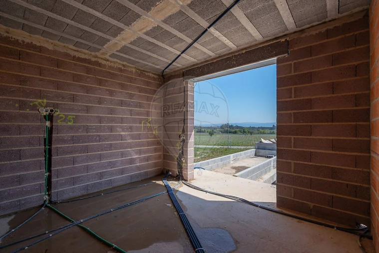 Moradia T4 para Venda em Amoreira da Gândara, Paredes do Bairro e Ancas Foto 18