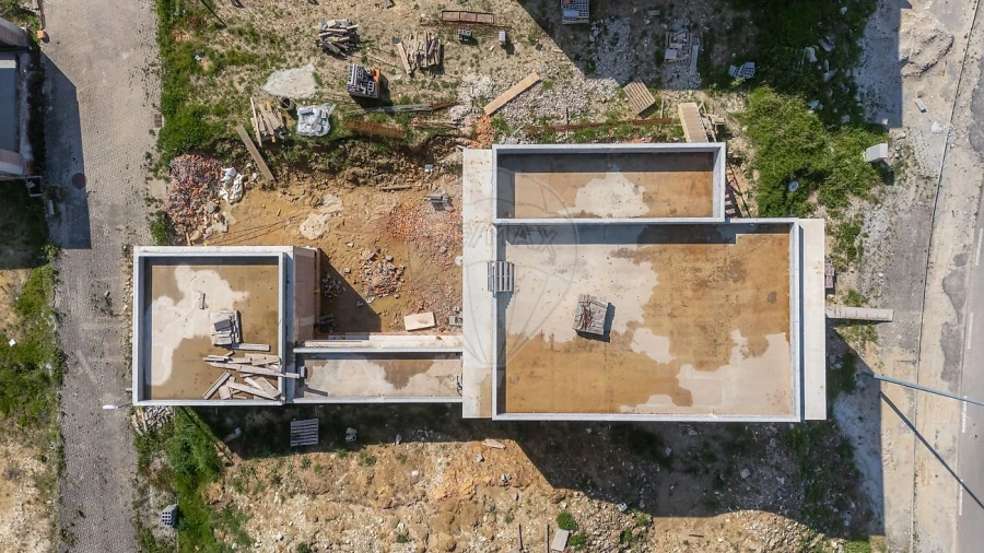 Moradia T4 para Venda em Amoreira da Gândara, Paredes do Bairro e Ancas