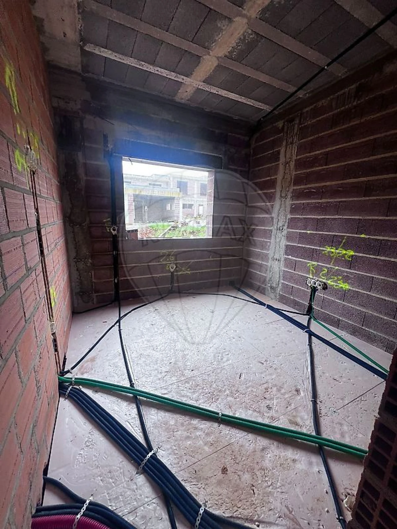 Moradia T4 para Venda em Amoreira da Gândara, Paredes do Bairro e Ancas Foto 2