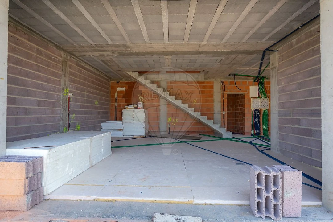 Moradia T4 para Venda em Amoreira da Gândara, Paredes do Bairro e Ancas Foto 7