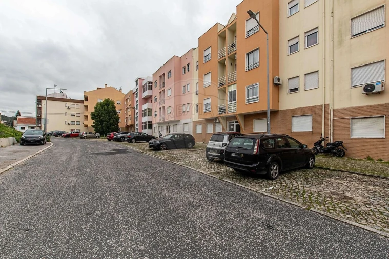 Apartamento T3 para Arrendamento em Alverca do Ribatejo e Sobralinho Foto 5