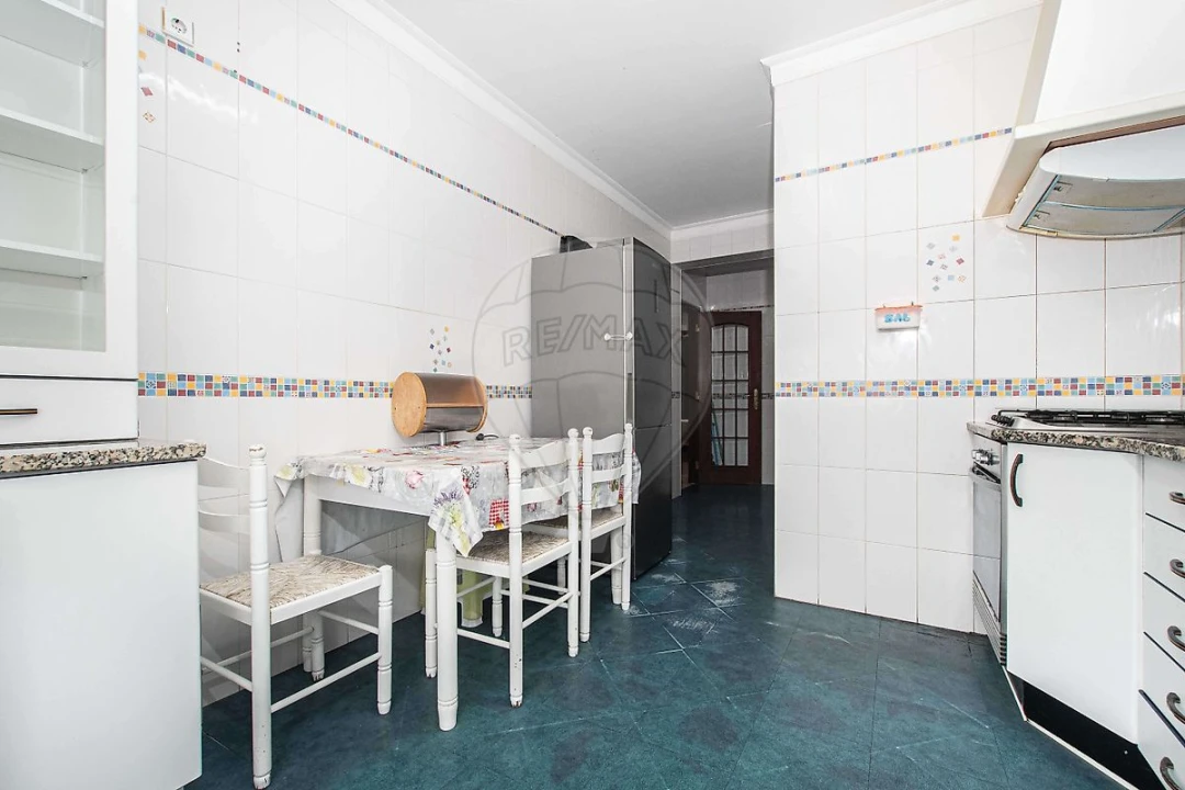 Apartamento T3 para Arrendamento em Alverca do Ribatejo e Sobralinho Foto 18