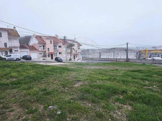 Terreno para Venda em Almargem do Bispo, Pêro Pinheiro e Montelavar Foto 4