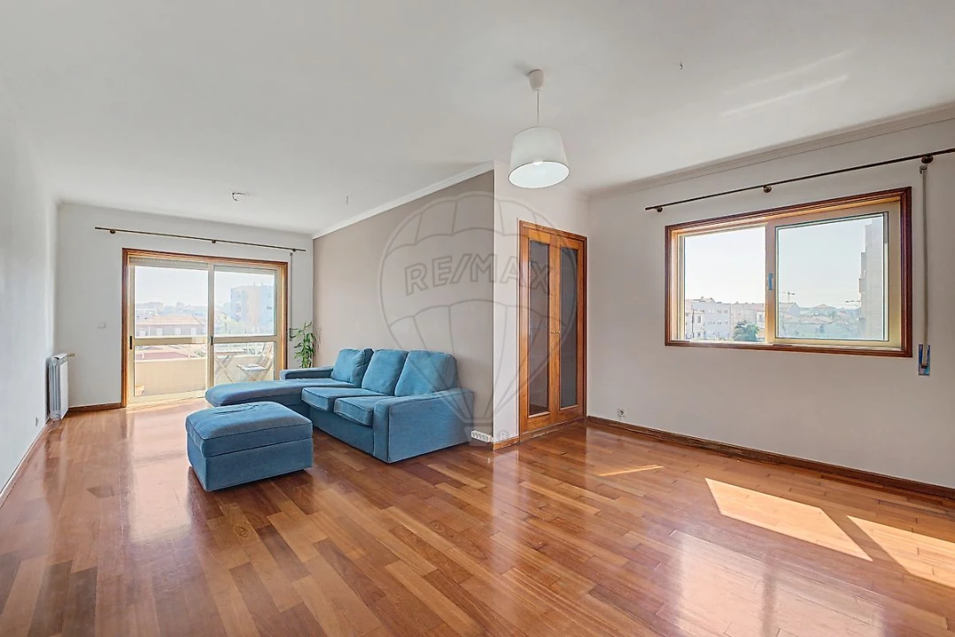 Apartamento T2 para Venda em Santa Marinha e São Pedro da Afurada Foto 1