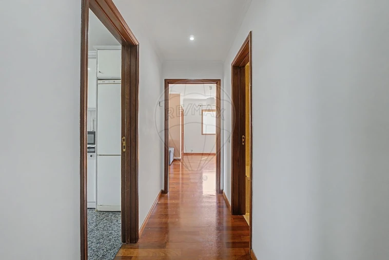 Apartamento T2 para Venda em Santa Marinha e São Pedro da Afurada Foto 18