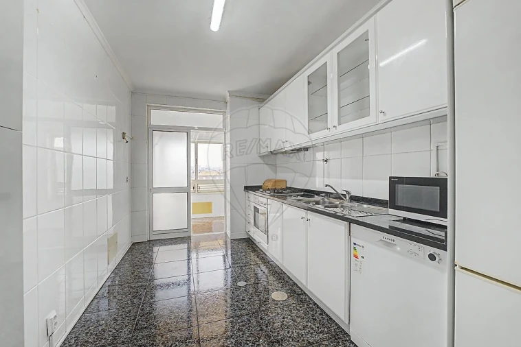 Apartamento T2 para Venda em Santa Marinha e São Pedro da Afurada Foto 15